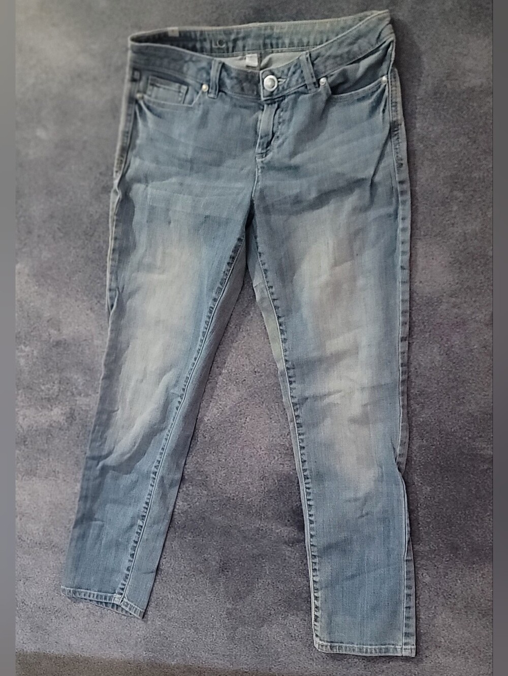 Lauren Conrad LC light denim blue jeans size 6